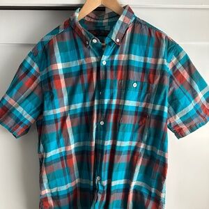 Mountain Hardware Men's XL Button Down Shirt